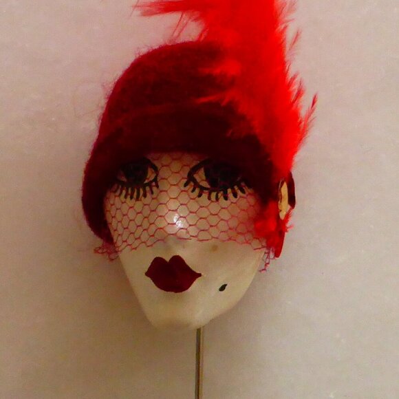 Beautiful Vintage Flapper Stick Pin Brooch 1970s Collectible, Handpainted France - Picture 3 of 7